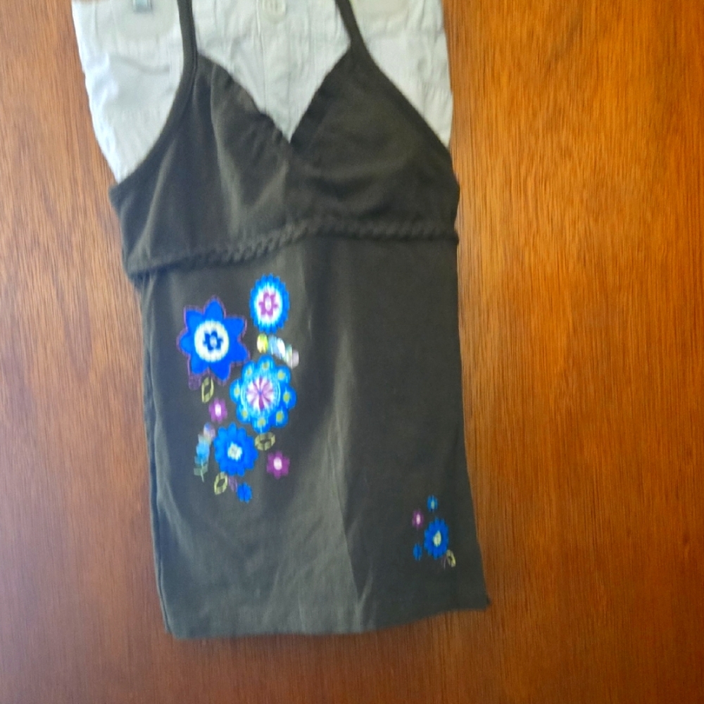 The Children's Place Top and Shorts  sz 4
